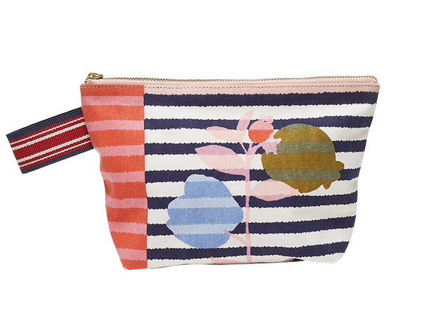 AOUT Pouch/Cosmetic bag in RED by Inouitoosh Paris